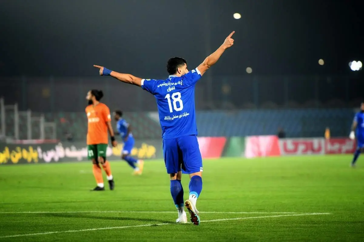 بمب خبری: میلاد زکیپور در آستانه پیوستن به پرسپولیس؟