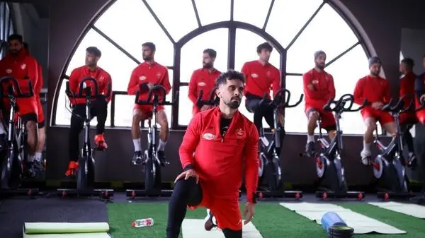 ورود یک چهره بین‌المللی به پرسپولیس؟/ زمزمه توافق با مدافع سوئیسی-کوزوویی