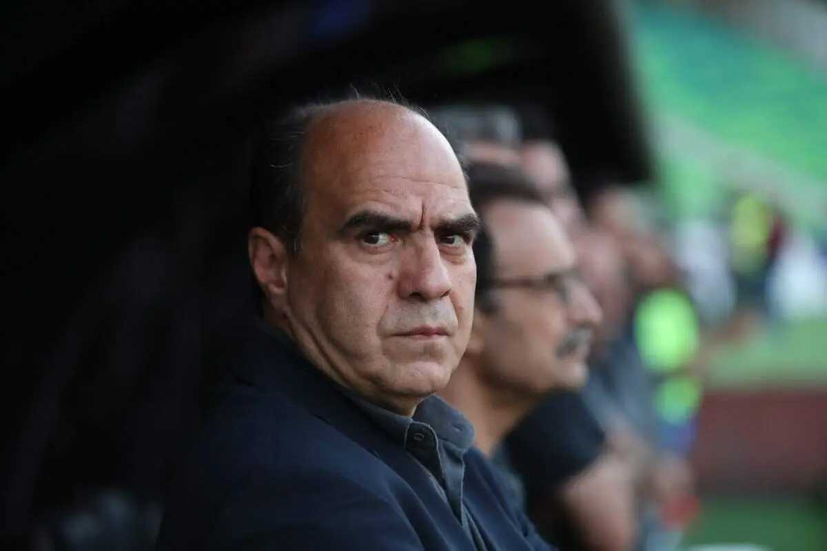 واکنش شدید ایمان عالمی به کری‌خوانی آذر جهرمی برای استقلال