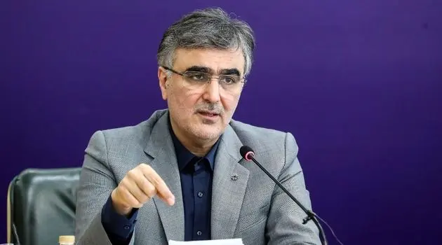 رئیس بانک مرکزی: شایعات اخیر درباره ناتوانی کشور در مدیریت بازار ارز و کالا، ناشی از فضاسازی رسانه‌ای است
