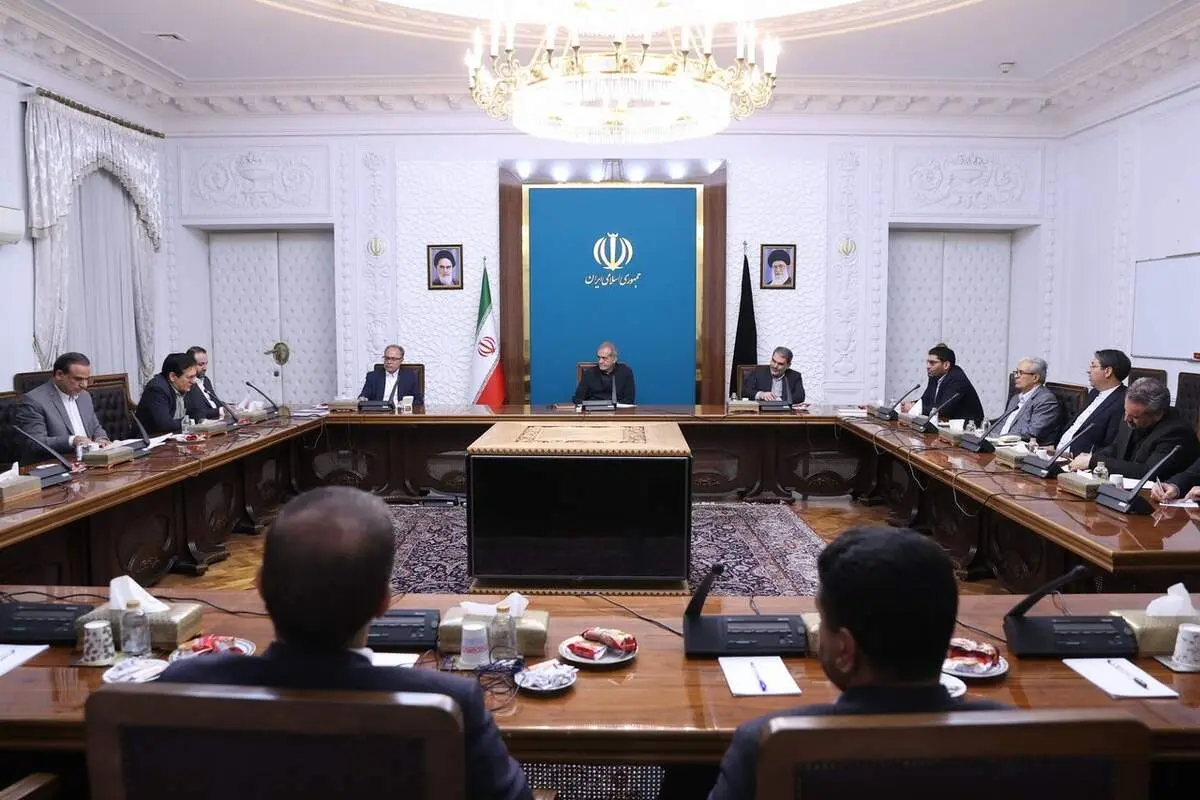 مسعود پزشکیان: ملاک و معیار انتخاب وزرا نه رویکردهای جناحی، سیاسی، قومی و جنسیتی، بلکه شایسته‌سالاری بود