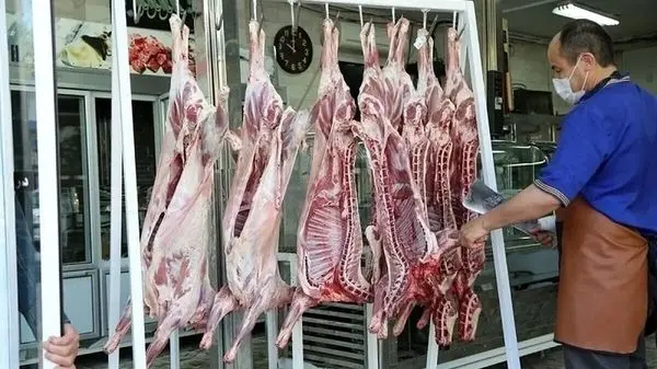 قیمت گوشت مرغ در روز پنجشنبه ۲۸ فروردین ۱۴۰۴