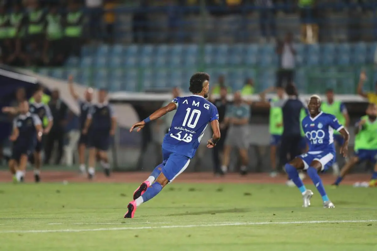 جنجال در استقلال؛ رامین رضاییان قهر کرد و از تیم جدا شد!