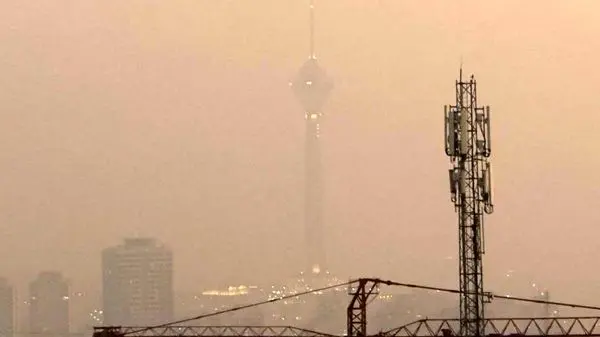 آلودگی هوا سالانه جان چند نفر را می‌گیرد؟