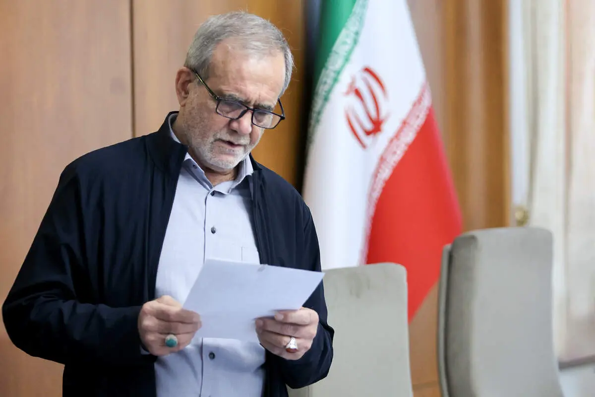 شوک در مجلس: عقب‌نشینی جنجالی پزشکیان!
