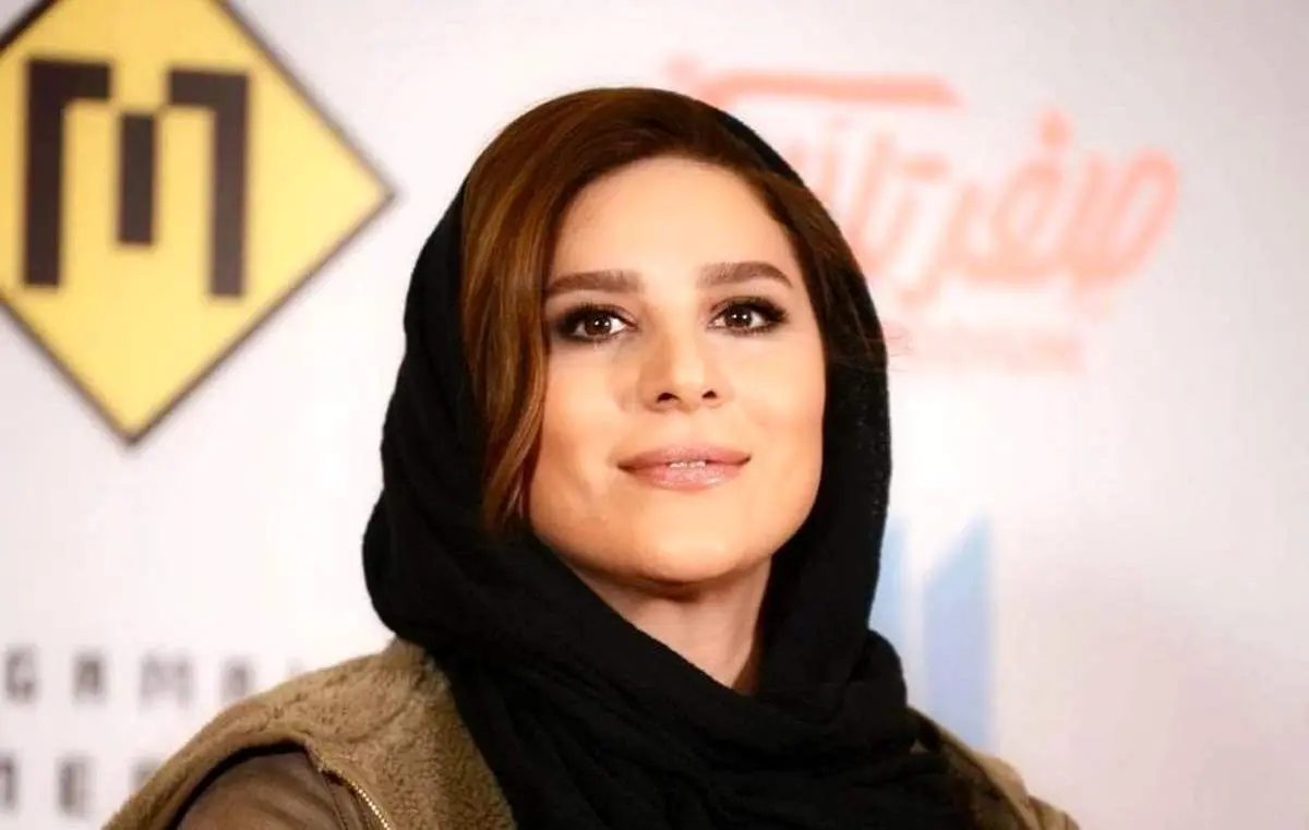 سلفی خندان و پرحاشیه سحر دولتشاهی با یک بازیگر جوان