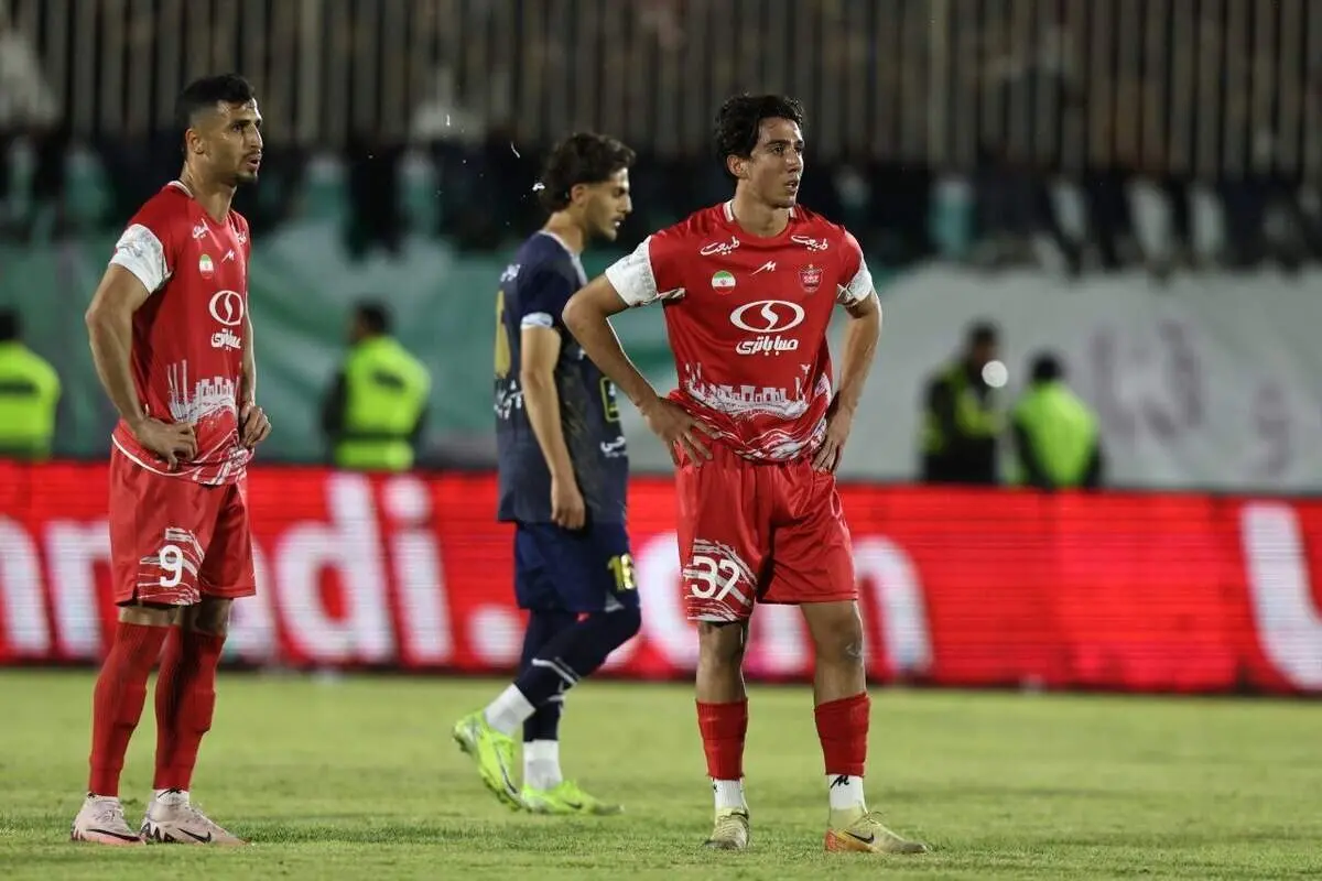 اخراج جنجالی و پنالتی «سوخته پرسپولیس؟ تصمیمات بحث‌برانگیز بازی پرسپولیس چادرملو