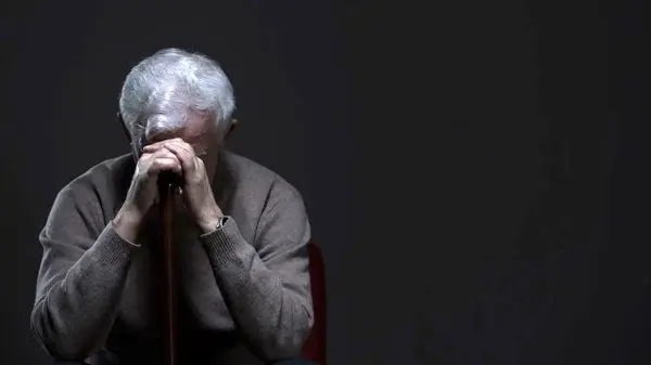 هشدار فوری: ۵ علامت خطرناک روی صورت که خبر از بیماری کبد می‌دهند!