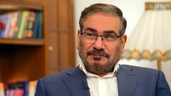 حضور معنادار علی شمخانی در مراسم وداع با شهدای اقتدار تهران