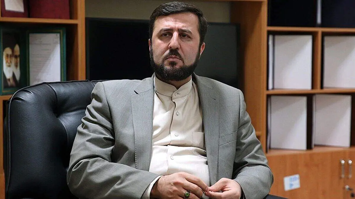 ماجرای جنجالی «خودکار طلا» و غریب‌آبادی از کجا آب خورد؟