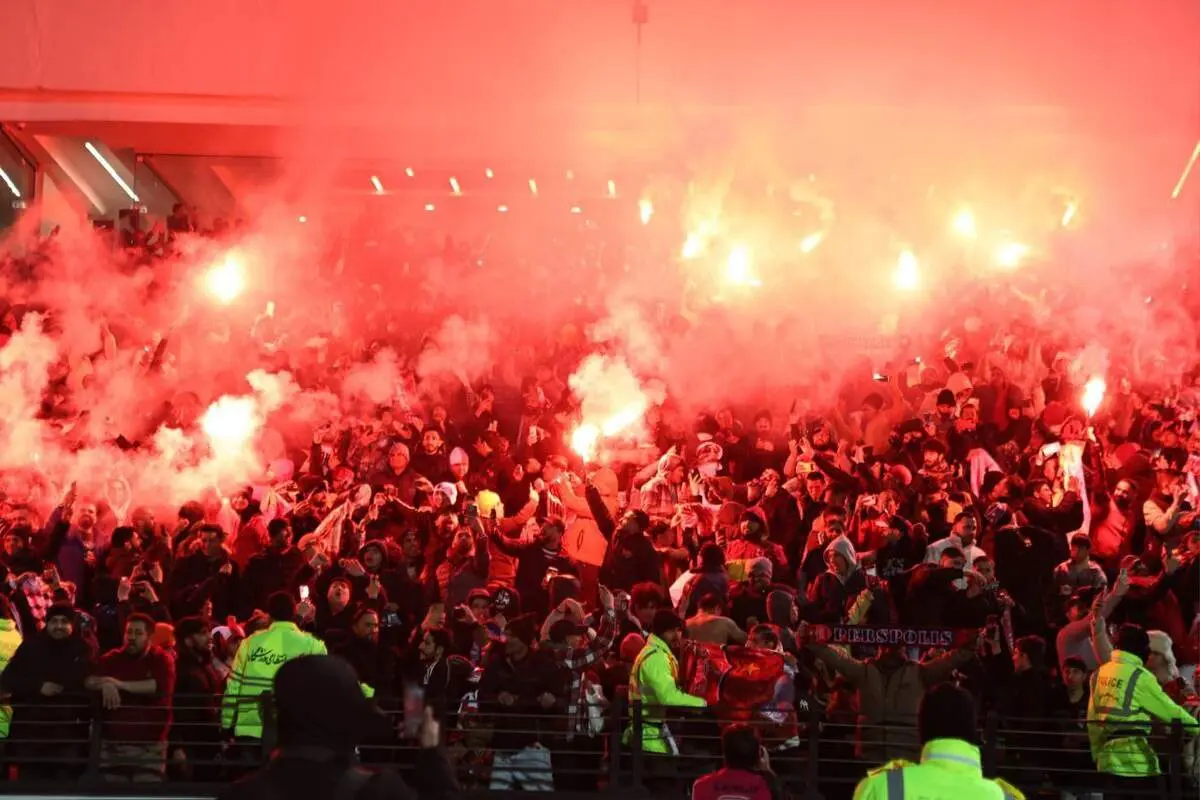 حمله شدید هواداران پرسپولیس به اوسمار ویرا!