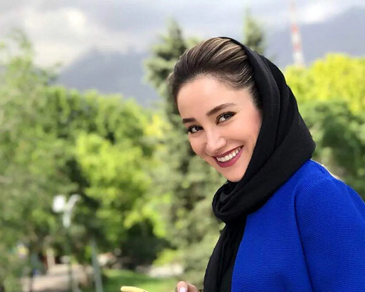 عکس کریسمسی بهاره افشاری با استایل زمستونی و جذاب