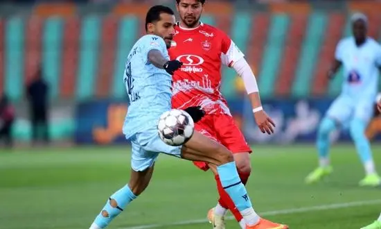 خلاصه بازی پرسپولیس ۱-۳ گل‌گهر/ پرسپولیس زیر ضربات مهلک گل‌گهر سقوط کرد