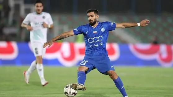 استقلال اگر قهرمانی می‌خواهد باید مشکل آقاسی را حل کند!
