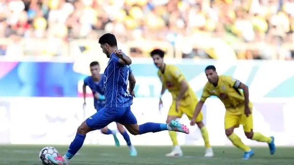 ویدیو: گل سوم استقلال به فجرسپاسی