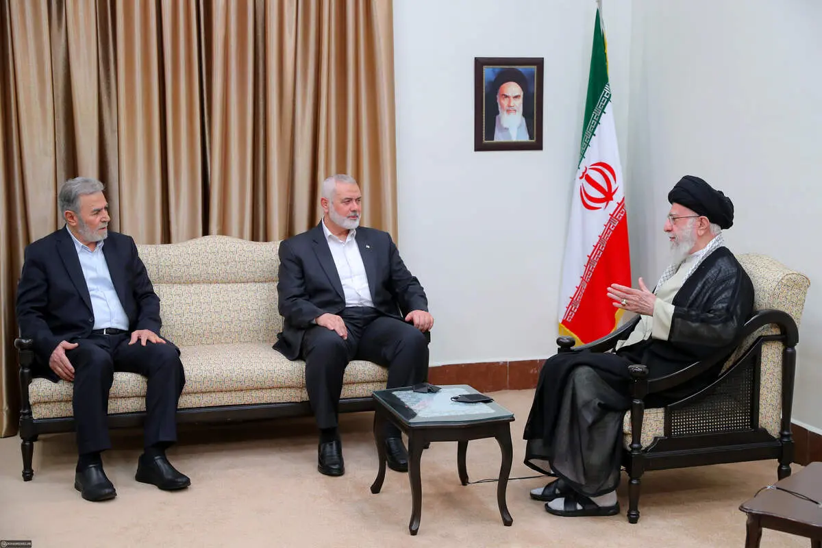 ویدئو: لحظاتی از آخرین دیدار اسماعیل هنیه با رهبر انقلاب
