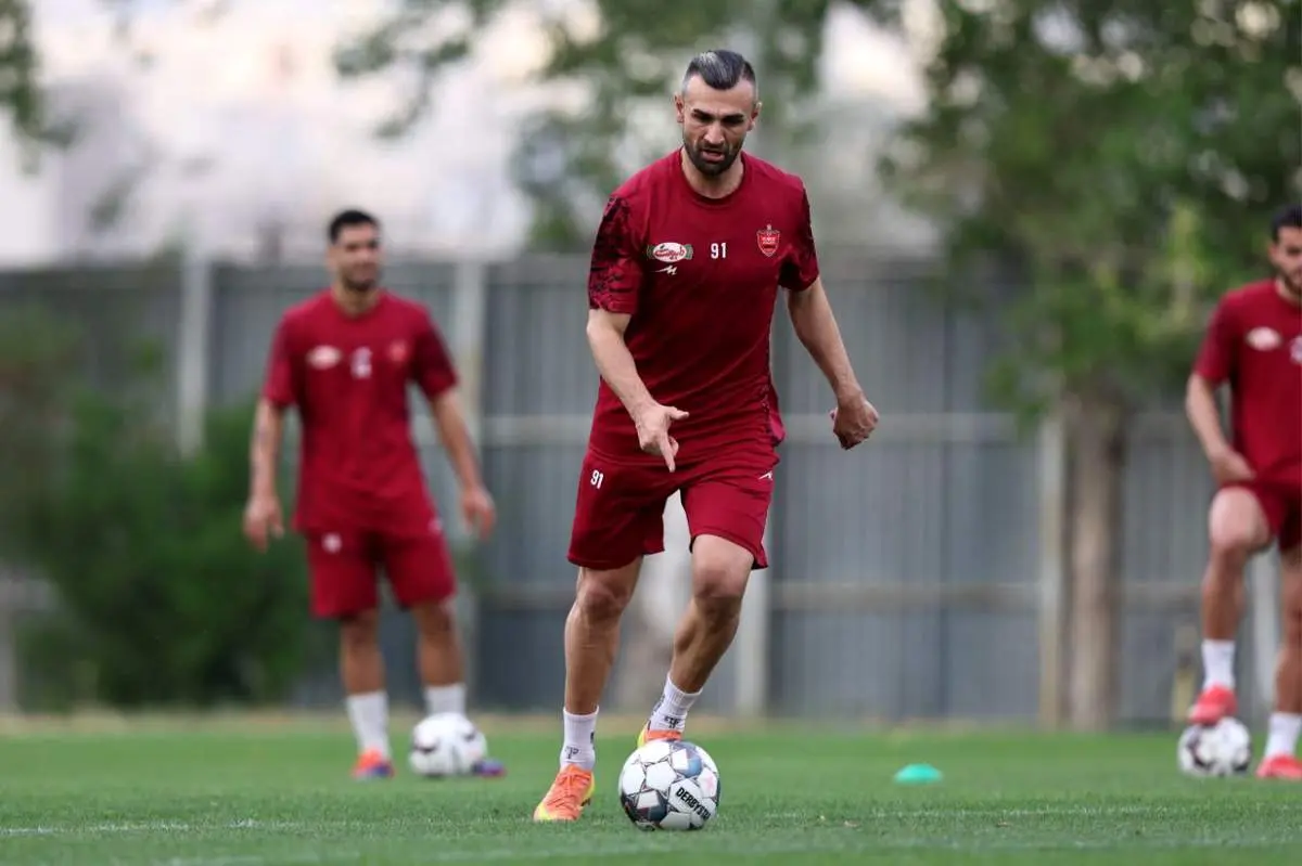 سردار دورسون با هواداران درددل کرد/ این صحبت ها بوی برگشت می دهد