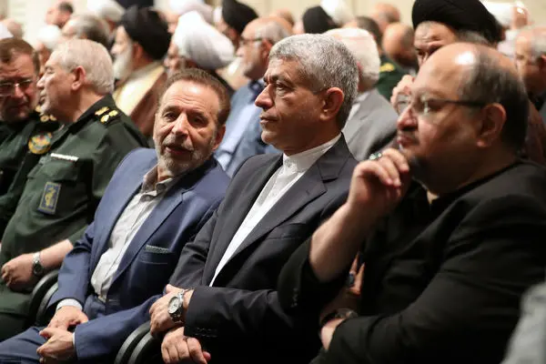 مراسم تنفیذ حکم ریاست جمهوری مسعود پزشکیان توسط رهبر انقلاب