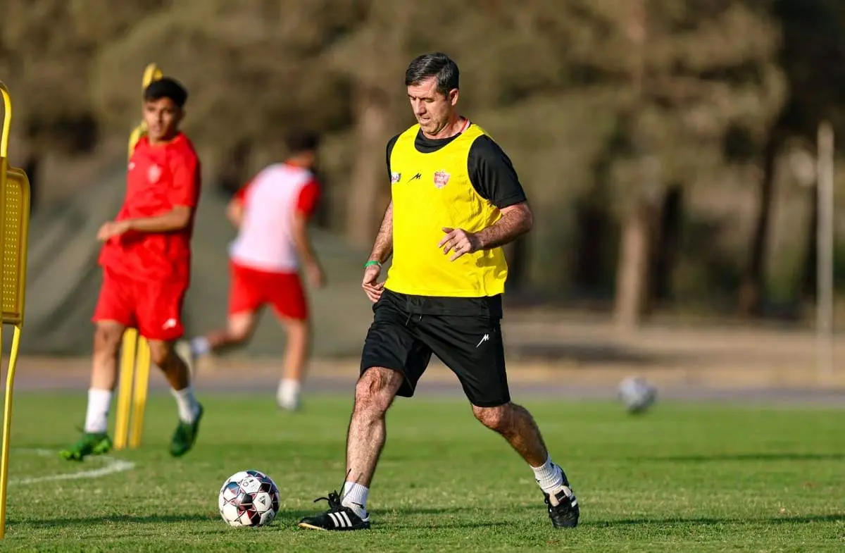 دست‌های پشت‌پرده فحاشی به کریم باقری چه بود؟